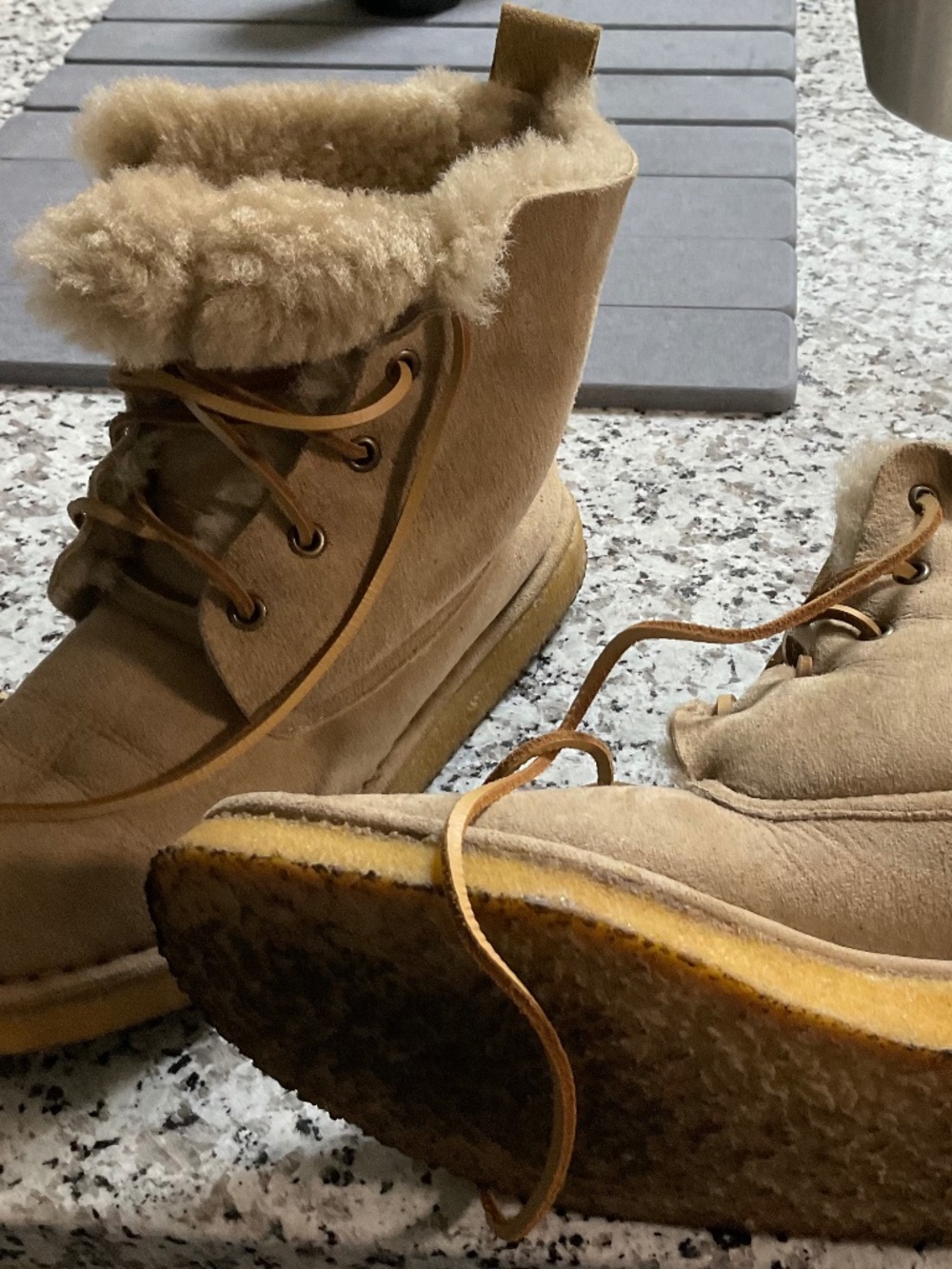 PUNTO PIGRO x FREE PEOPLE SHEARLING BOOTS - Picture 5 of 6